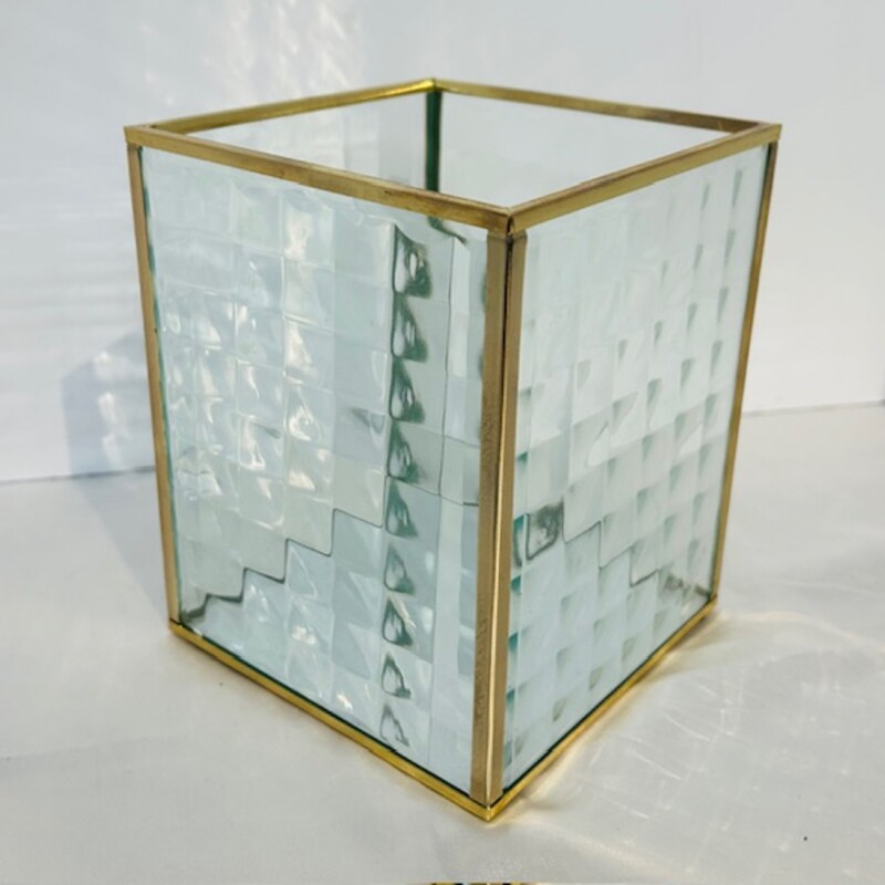 Place&Time Faceted Glass