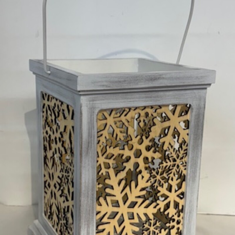 Wood Snowflake Lantern