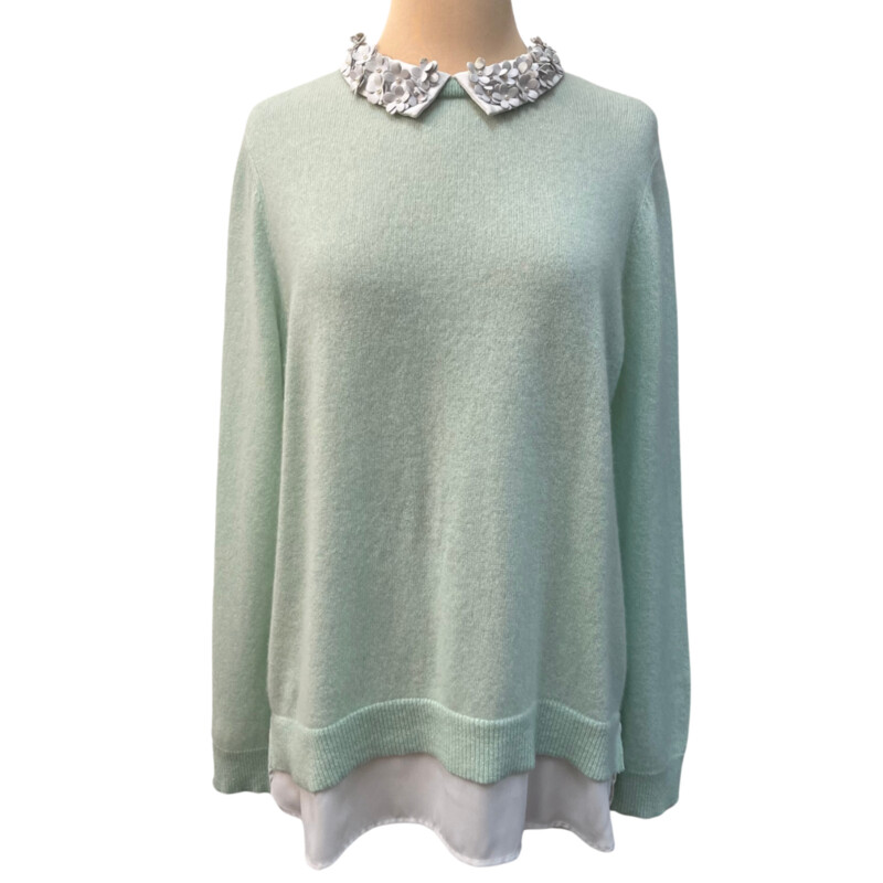 Charter Club Luxury Cashmere Sweater<br />
2 In 1 Design with Built In Shirt<br />
3D Floral Detail Around Collar<br />
Colors: Mint and White<br />
Size: Large