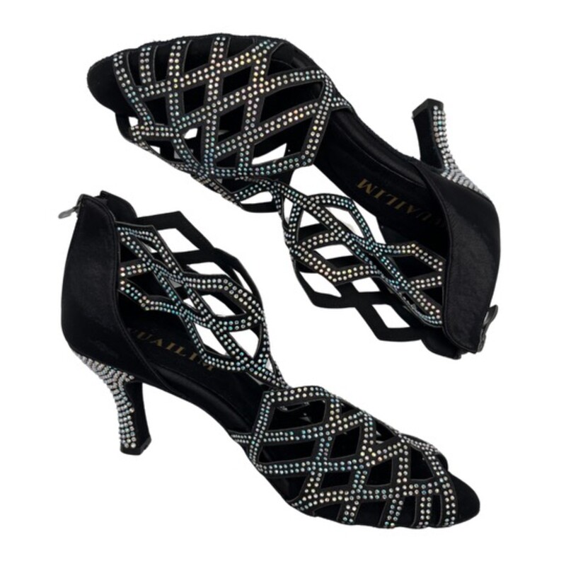 New Wuailim Ballrooom Shoes<br />
Bejeweled over Front and Heels<br />
Lattice Detail<br />
Color: Black<br />
Size: 8.5