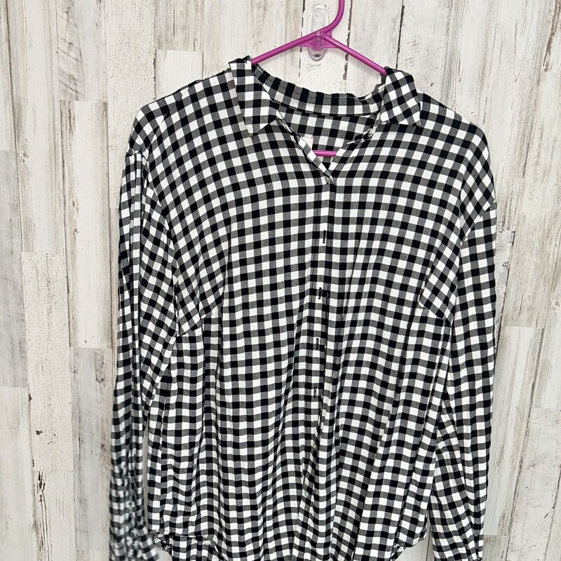 M Black Plaid Button Up