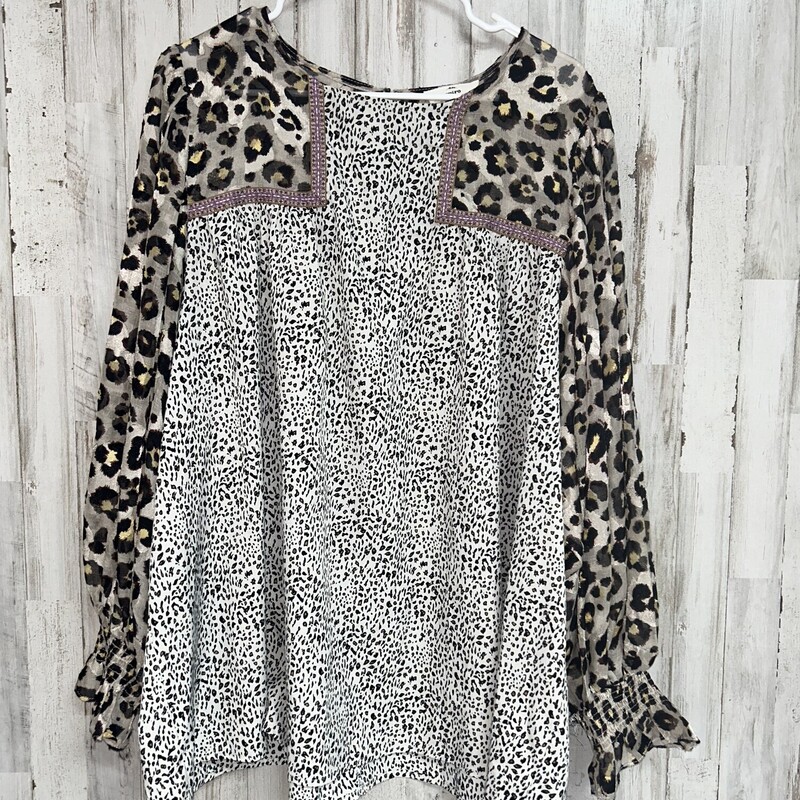 XL White Spotted Cheetah, White, Size: Ladies XL