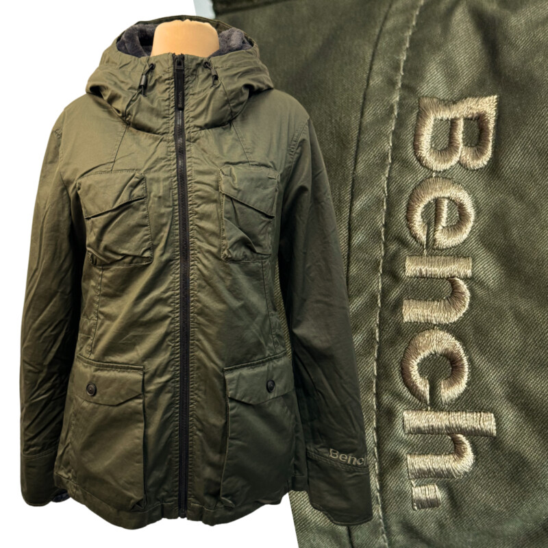 NEW Bench Kresiel B Jacket
3 in 1 Water Resistant
A jacket that comes with layers which can be worn together or separately.
Army Green outer shell is breathable and water-resistant so you can stay dry on rainy days with the roomy hood and filled sealed seams.
On cold days zip-in the silky-soft fleece liner to complete the coat.
Ultimate technical outdoor versatility
-Front zip closure
-Adjustable hood
-Liner has thumb holes to keep your hands warm
-Outer shell is 100% Waxed Cotton
Color: Army Green
Size: Medium Fits Like a Snug Medium
Retails for $259