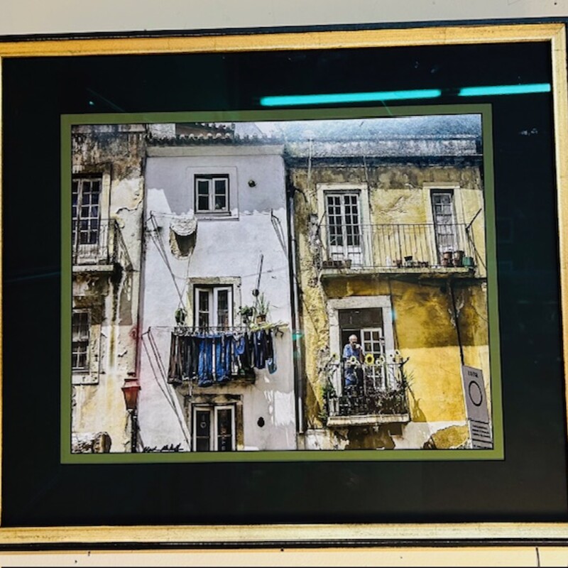 Italian Stucco Homes
Yellow Green White in Black Gold Frame
Size: 28x24H