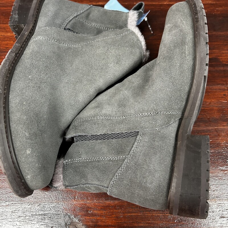 A9 Grey Fur Lined Boots