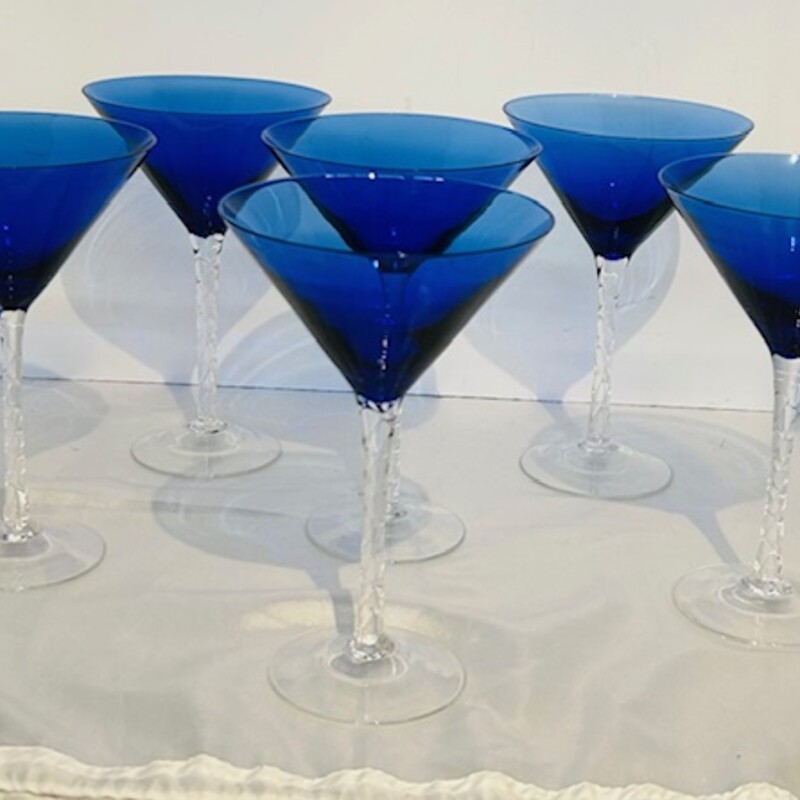 Blue Glass Martini Set of 6
Blue Clear
Size: 4.5 x 7H