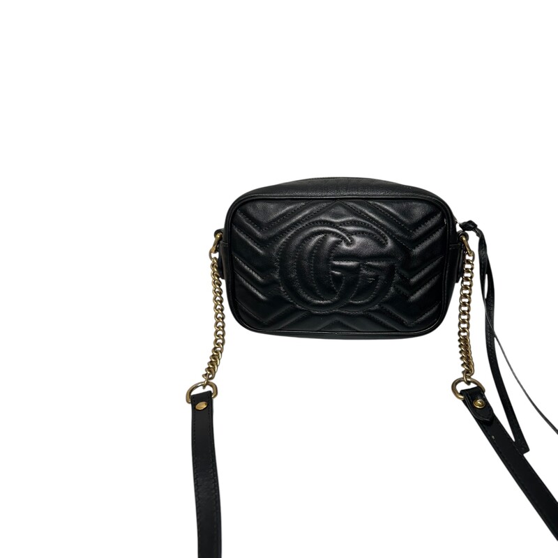 Gucci Marmont Black Mini Shoulder Bag<br />
<br />
Style Code:448065 493075<br />
<br />
Dimensions: 6.5L x 4 H<br />
<br />
Comes with original dust bag but no box<br />
<br />
Some Wear: Hardware discolored and interior stains.