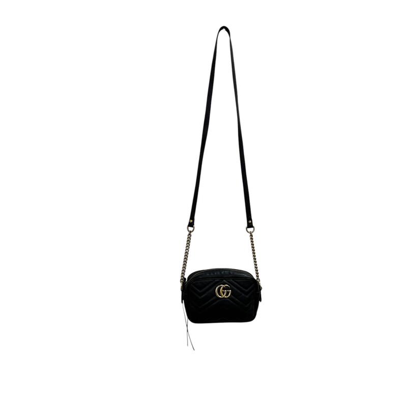 Gucci Marmont Black Mini Shoulder Bag<br />
<br />
Style Code:448065 493075<br />
<br />
Dimensions: 6.5L x 4 H<br />
<br />
Comes with original dust bag but no box<br />
<br />
Some Wear: Hardware discolored and interior stains.