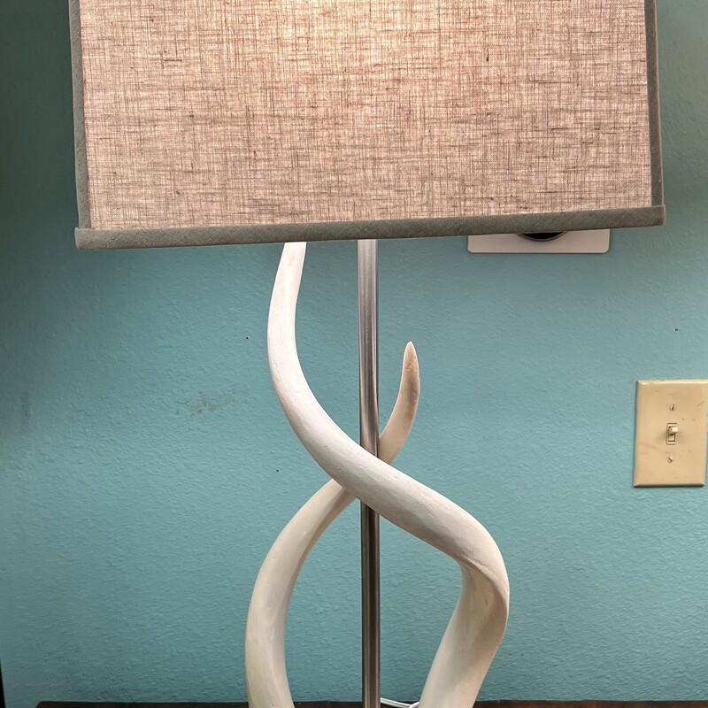 Double Kudo Horn Lamp, White, Real, 34in tall