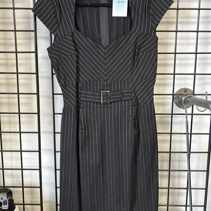 Le Chateau Dress, Stripes, Size: M