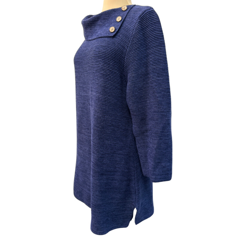 Habitat Tunic Sweater<br />
100% Cotton<br />
Color: Deep Ocean<br />
Size: Large<br />
Gorgeous Weave!