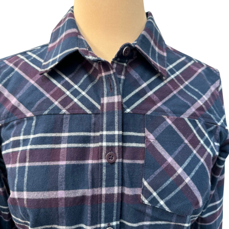 Helly Hansen Plaid Shirt<br />
100% Cotton<br />
Colors: Teal, Plum, Lilac and White<br />
Size: XS