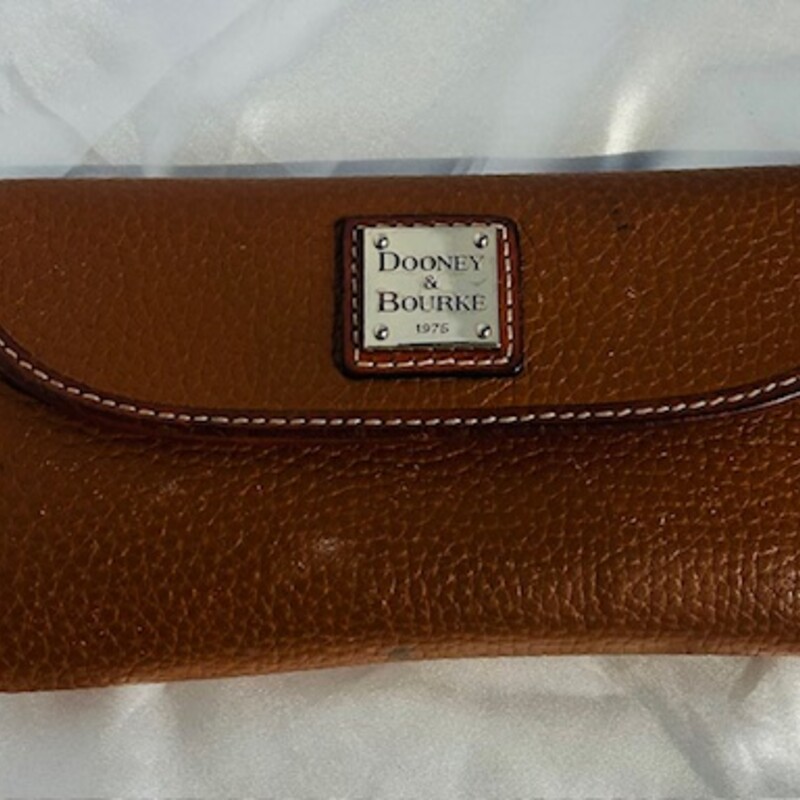 Dooney&Bourke PebbleFold