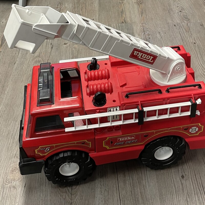 Tonka Fire Truck, Red, Size: Pre-owned