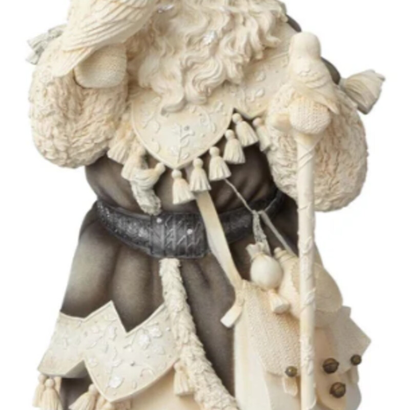 Enesco Winter Woodland Santa with Owls
Cream Grey Silver
Size: 8x7x12H
Script at bottom: Wishing You a Season Full of Wonder
Includes Box
Retail $95