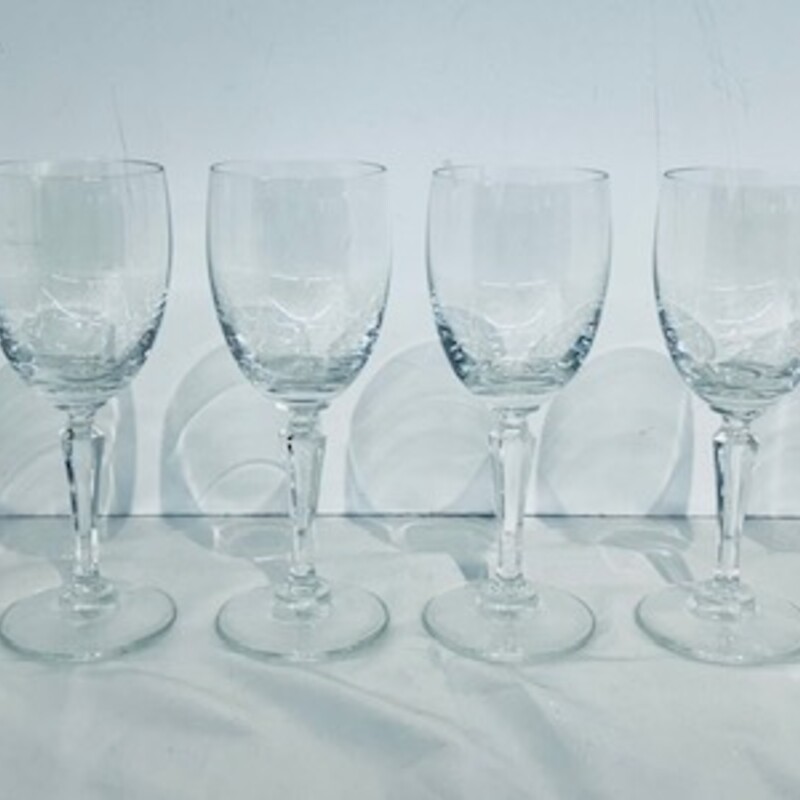 Set of 6 Lenox Wine Glasses
Clear Size: 3 x 7H