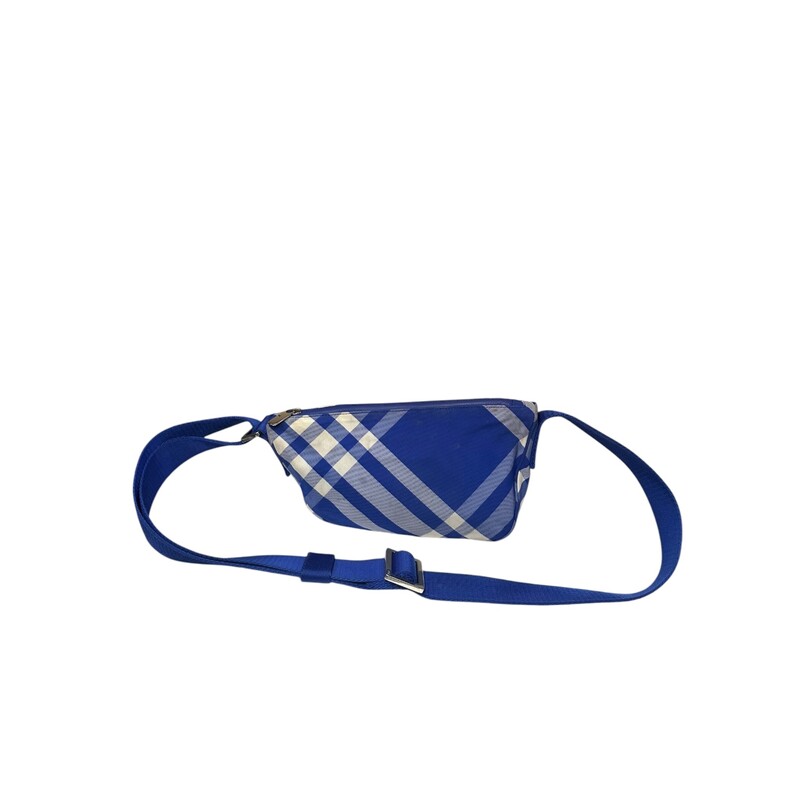 Burberry Blue Motif Fanny Pack<br />
<br />
Dimensions: 8L x6H<br />
<br />
Does not come with original dust bag or box .<br />
<br />
In Fair Condition: Stains and marks throughout the bag.<br />
<br />
Code:ITQUASRLCAL-8077771