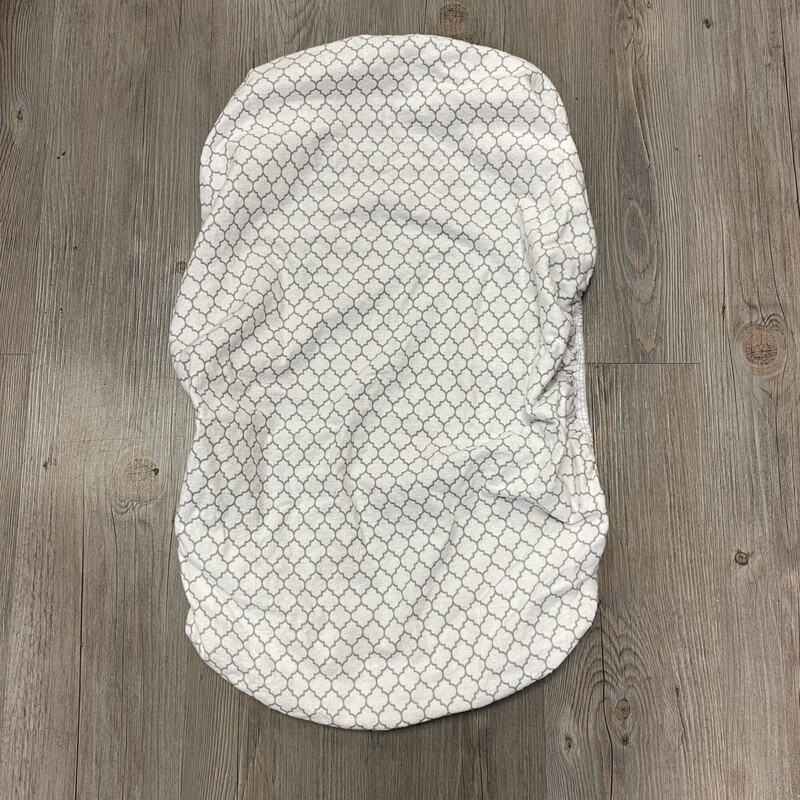 Kushies Bassinet Sheet, Grey, Size: Pre-owned