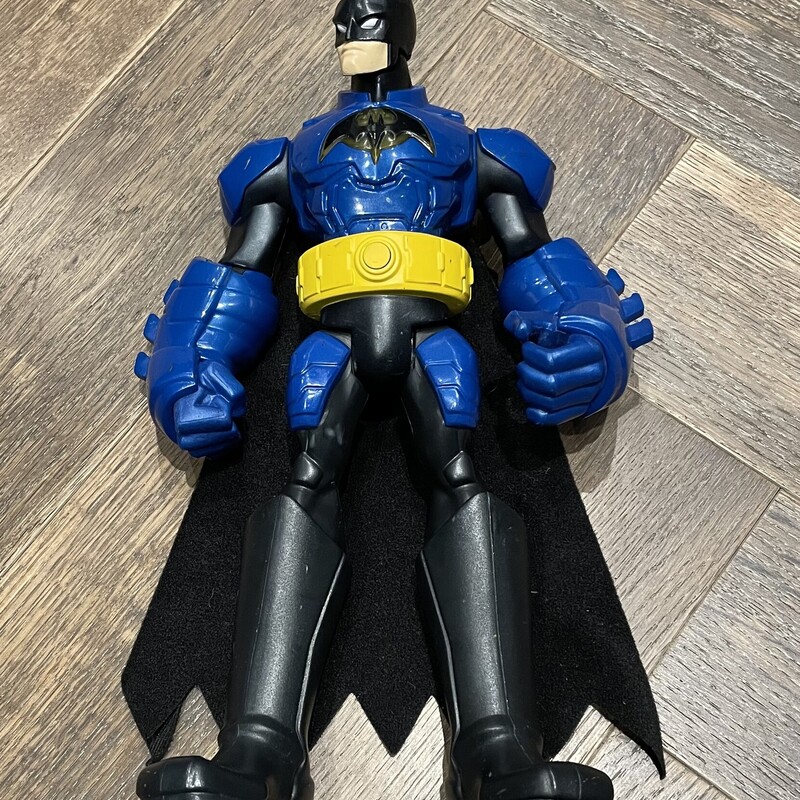 Batman Action Figure, Blue, Size: Battery
Pre-owned