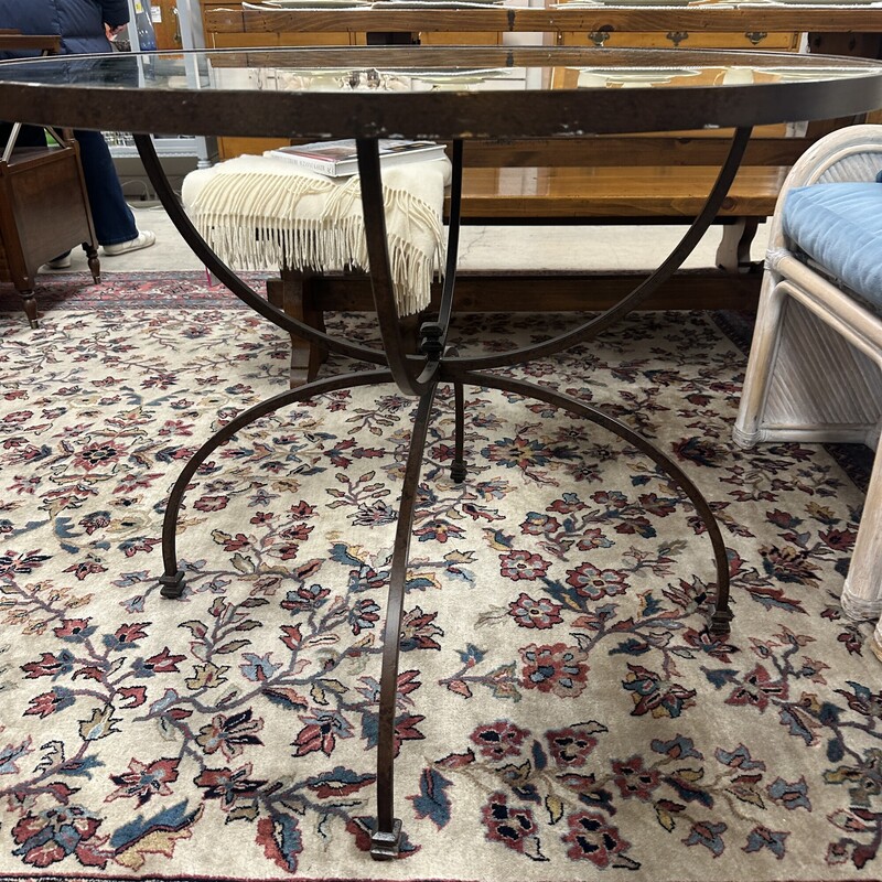 Mirrored Metal Table, Round
Size: 35Wx25H