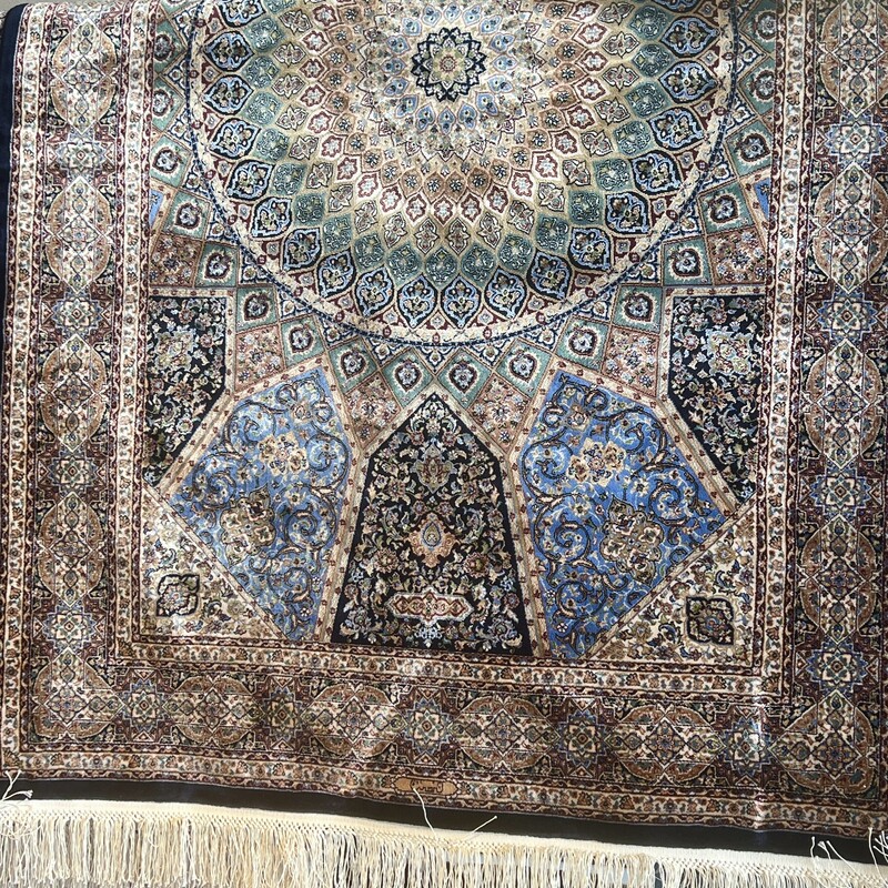 Rug Tabriz Silk #393, Navy/Creme,
Size: 3.2x5