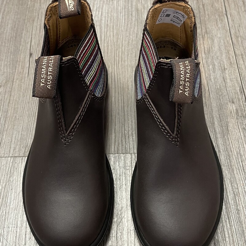 Blundstone Blunnies, Brown Stripe Elastic, Size: 13Y

NEW IN THE BOX!