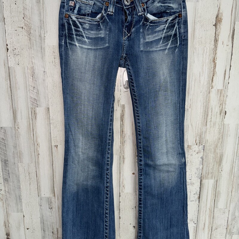 24 Short Light Wash Jeans