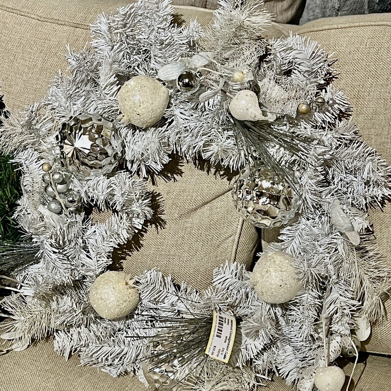 Holiday Wreath, White, Size: 24 In D