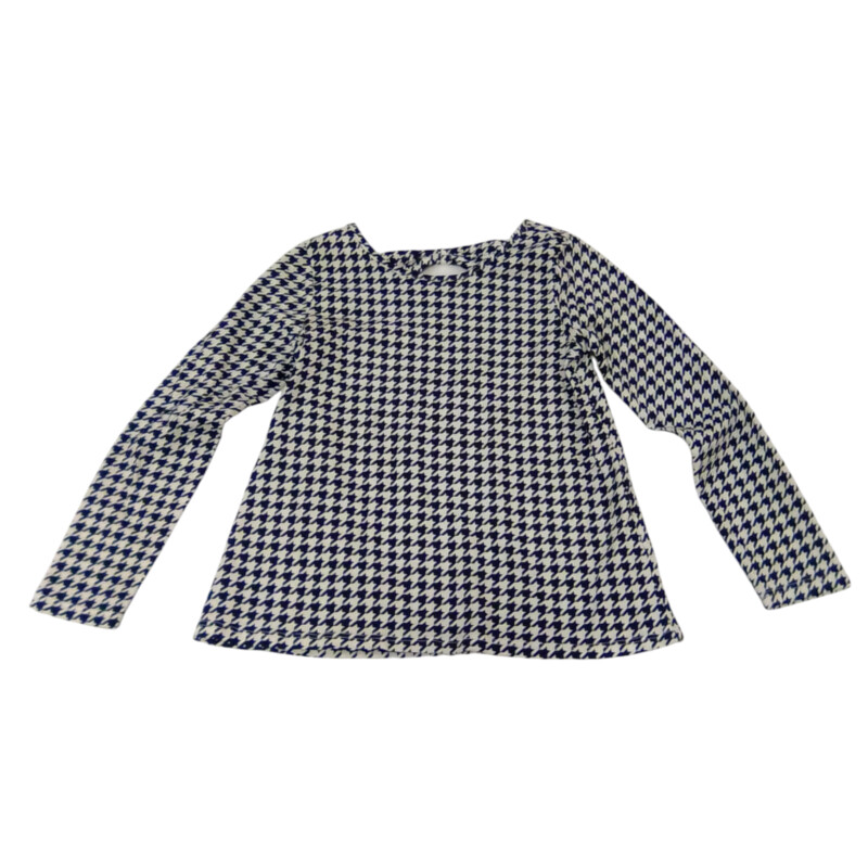 Long Sleeve Shirt: Houndt, Girl, Size: 5t

Located at Pipsqueak Resale Boutique inside the Vancouver Mall, Suite 230, (upstairs between Round 1 and Golds Gym) or online at: #pipsqueakresale

All items are photographed prior to being steamed. Cross posted, items are located at #PipsqueakResaleBoutique, payments accepted: cash, paypal & credit cards. Any flaws will be described in the comments. More pictures available with link above. Local pick up available at the #VancouverMall, tax will be added (not included in price), shipping available (not included in price, *Clothing, shoes, books & DVDs for $6.99; please contact regarding shipment of toys or other larger items), item can be placed on hold with communication, message with any questions. Join Pipsqueak Resale - Online to see all the new items! Follow us on IG @pipsqueakresale & Thanks for looking! Due to the nature of consignment, any known flaws will be described; ALL SHIPPED SALES ARE FINAL. All items are currently located inside Pipsqueak Resale Boutique as a store front items purchased on location before items are prepared for shipment will be refunded.

#resalerocks #pipsqueakresale #shopvanmall #vancouverwa #portland #reusereducerecycle #fashiononabudget #chooseused #consignment #savemoney #shoplocal #weship  #shopvanmall #vancouvermall #vancouver #vancouverwashington #keepusopen #shoplocalonline #resale #resaleboutique #mommyandme #minime #fashion #reseller #usedclothing #usedtoys #secondhand #consign #store #clothes #womensclothes #kidsclothes #shopvancouvermall