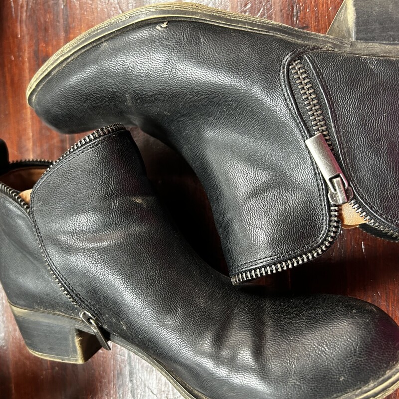 A7 Black Zip Booties