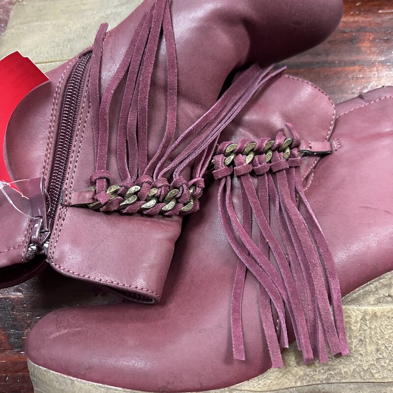 A7 Red Fringe Booties