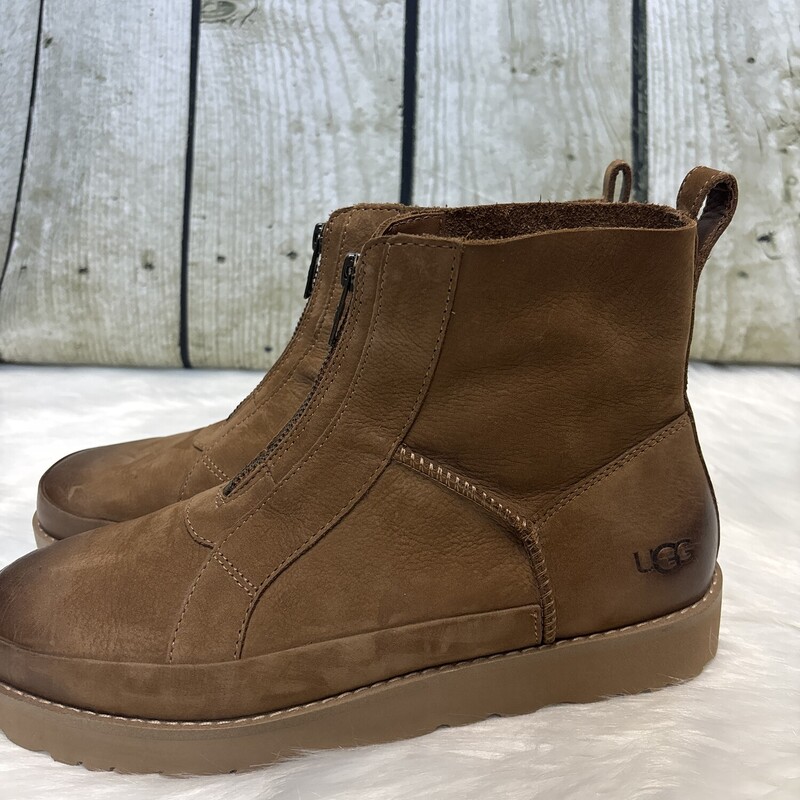 Ugg, Brown, Size: 10`