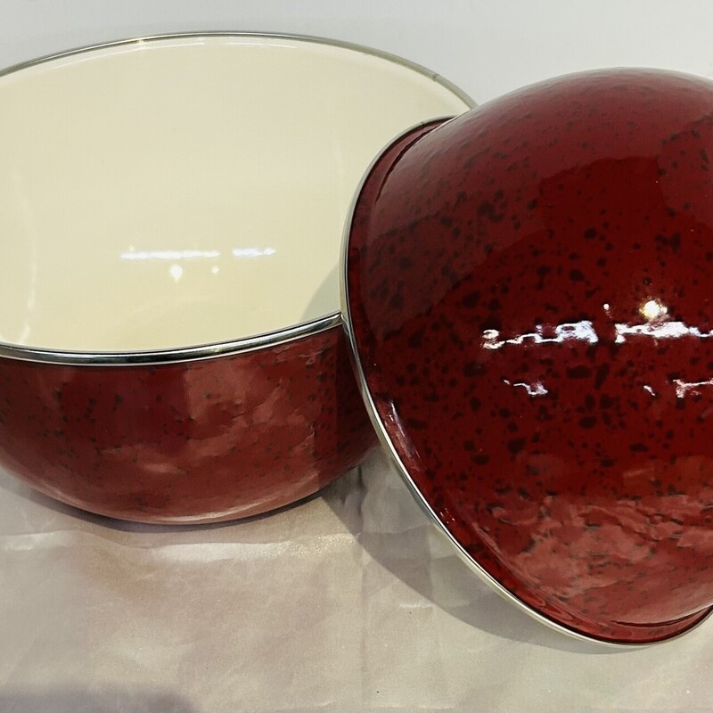 Set of 2 Paula Dean Signature Speckled Bowls
Red Cream Silver Black
Size: 9 x 4.5H