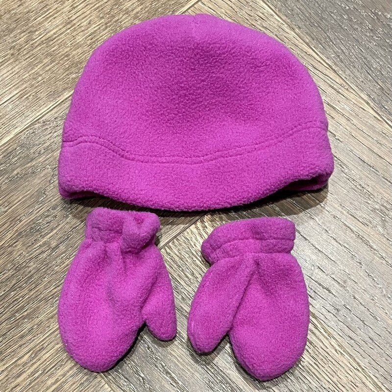 Maplelea Doll Hat & Mitts, Purple, Size: 18 Inch doll