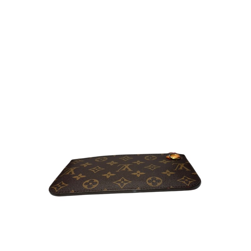 Louis Vuitton Pochette PM Monogram<br />
<br />
Date Code: AR4127<br />
<br />
Dimensions: Base length: 9.5 in<br />
<br />
Height: 4.75 in<br />
<br />
Width: 1 in<br />
<br />
Drop: 5.5 in<br />
<br />
In great condition. Missing the wrist strap. Rest of the bag in great shape.<br />
<br />
Does not come with original dust bag or box.