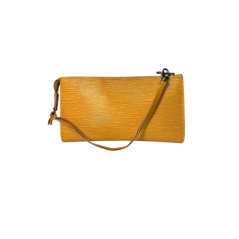 Louis Vuitton Pochette Epi Yellow<br />
<br />
Date Code:AR1927<br />
<br />
Dimensions:<br />
<br />
In great condition. Leather shoulder strap is seperating. Otherwise in great condition.<br />
<br />
Does not come with the original dust bag or box.