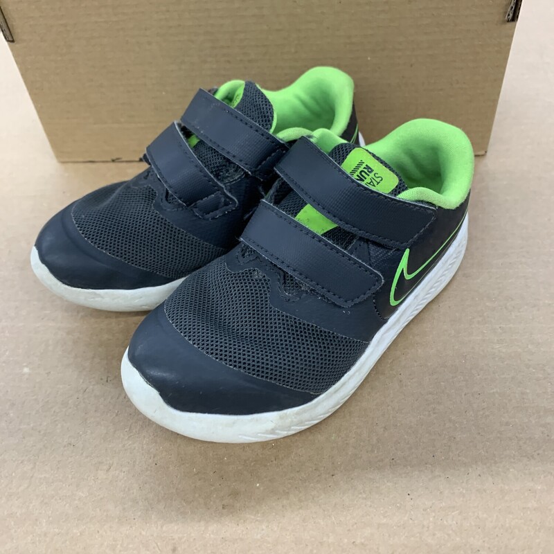 Nike, Size: 9, Item: Shoes