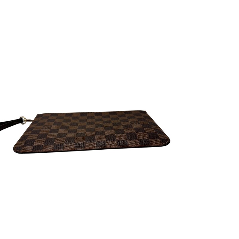 Louis Vuitton Pochette MM Damier Ebene<br />
<br />
Date Code: FL5106<br />
<br />
Dimensions:<br />
Length: 9.75 in<br />
Height: 5 in<br />
<br />
Does not come with original wristlet strap. Comes with a a generic leather wrist strap.<br />
<br />
Does not come with the original dust bag or box.