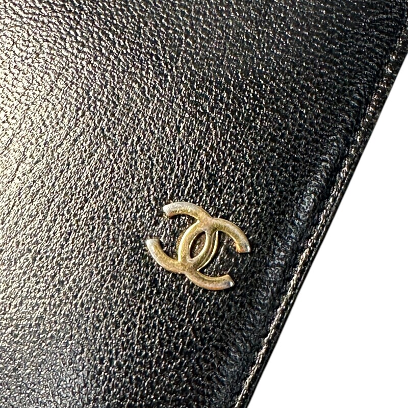 Chanel Bifold Pocket Small Wallet Black<br />
<br />
Date Code:6771568<br />
<br />
Dimensions:<br />
6 L x 4.25W x .25 D<br />
<br />
Very Good condition. Light wear around the exterior and on the interior. Normal wear to the interior pockets.<br />
<br />
<br />
Does not come with the original dust bag or box.