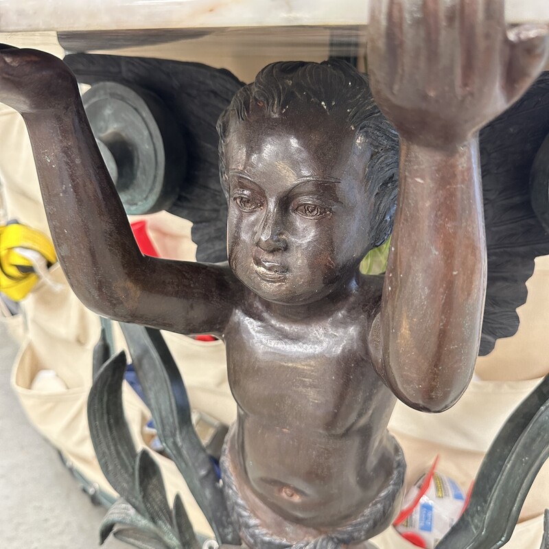 Bronze Cherub Base with Marble Top Table<br />
Size: 29x17x36