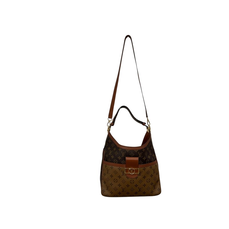 Louis Vuitton Dauphine Hobo MM Reverse<br />
<br />
Date Code: DU1260<br />
<br />
Dimensions:<br />
Base length: 12.00 in<br />
Height: 10.50 in<br />
Width: 5.50 in<br />
Drop: 7.00 in<br />
Drop: 22.00 in<br />
<br />
Very Good condition. Wear to the hardware and the leather trim.<br />
<br />
Comes with original dust bag. No box.