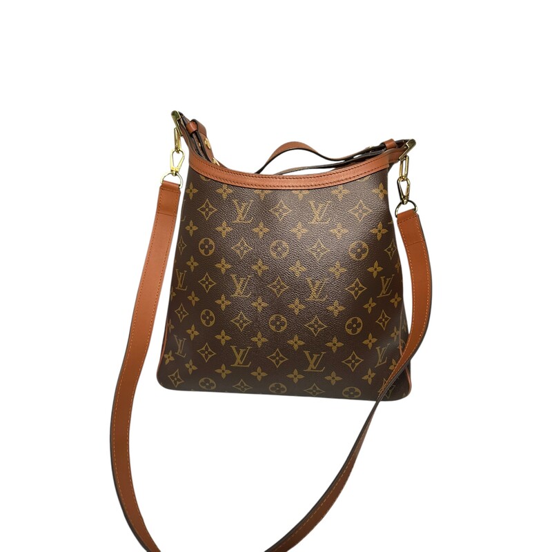 Louis Vuitton Dauphine Hobo MM Reverse<br />
<br />
Date Code: DU1260<br />
<br />
Dimensions:<br />
Base length: 12.00 in<br />
Height: 10.50 in<br />
Width: 5.50 in<br />
Drop: 7.00 in<br />
Drop: 22.00 in<br />
<br />
Very Good condition. Wear to the hardware and the leather trim.<br />
<br />
Comes with original dust bag. No box.