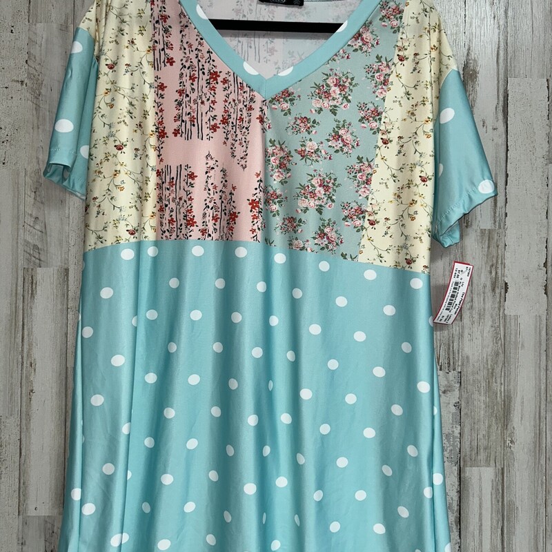 XL Blue Dotted Floral Top