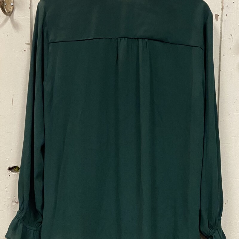 Green Ruffle Slve Blouse<br />
Green<br />
Size: XL