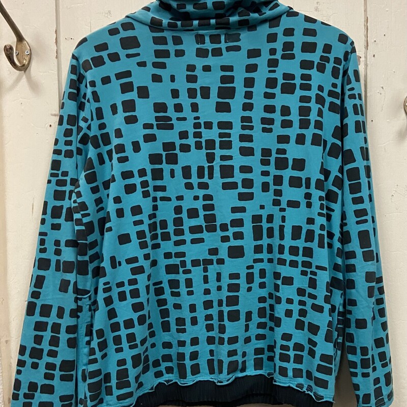 Teal/blk Pat Cowl Top<br />
Teal/Blk<br />
Size: M R $119