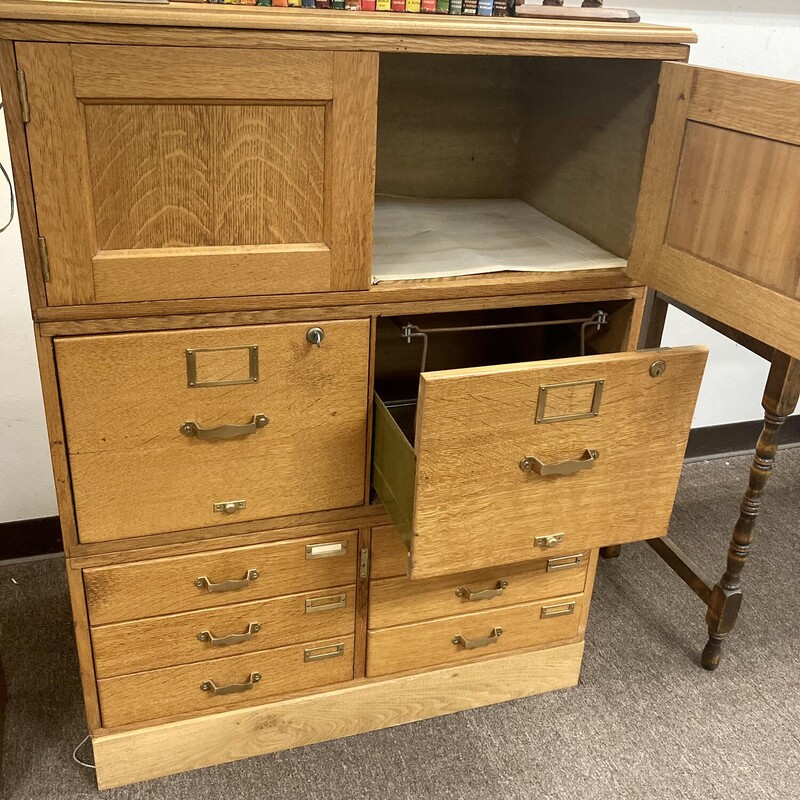 Vintage Oak Filing Cabinet w/ keys