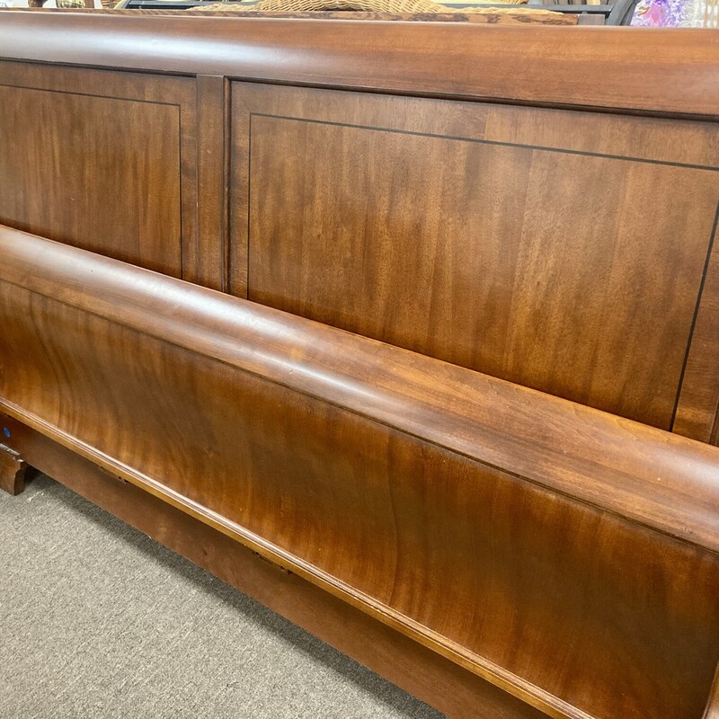 King Sleigh Bed