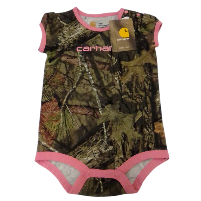 Onesie: Camo, Girl, Size: 18m

Located at Pipsqueak Resale Boutique inside the Vancouver Mall, Suite 230, (upstairs between Round 1 and Golds Gym) or online at: #pipsqueakresale

All items are photographed prior to being steamed. Cross posted, items are located at #PipsqueakResaleBoutique, payments accepted: cash, paypal & credit cards. Any flaws will be described in the comments. More pictures available with link above. Local pick up available at the #VancouverMall, tax will be added (not included in price), shipping available (not included in price, *Clothing, shoes, books & DVDs for $6.99; please contact regarding shipment of toys or other larger items), item can be placed on hold with communication, message with any questions. Join Pipsqueak Resale - Online to see all the new items! Follow us on IG @pipsqueakresale & Thanks for looking! Due to the nature of consignment, any known flaws will be described; ALL SHIPPED SALES ARE FINAL. All items are currently located inside Pipsqueak Resale Boutique as a store front items purchased on location before items are prepared for shipment will be refunded.

#resalerocks #shopsmall #pipsqueakresale #shopvanmall #vancouverwa #portland #reusereducerecycle #fashiononabudget #chooseused #consignment #savemoney #shoplocal #weship  #shopvanmall #vancouvermall #vancouver #vancouverwashington #keepusopen #shoplocalonline #resale #resaleboutique #mommyandme #minime #fashion #reseller #usedclothing #usedtoys #secondhand #consign #store #clothes #womensclothes #kidsclothes #shopvancouvermall