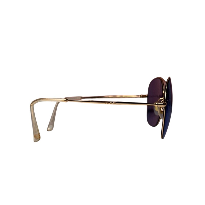 Gucci Aviator Gold Tone Sunglasses<br />
<br />
Style Code:GG0501S<br />
<br />
Good condition. Minor scuffs on lenses and bends to the frames.<br />
<br />
Comes with original dust bag and box.