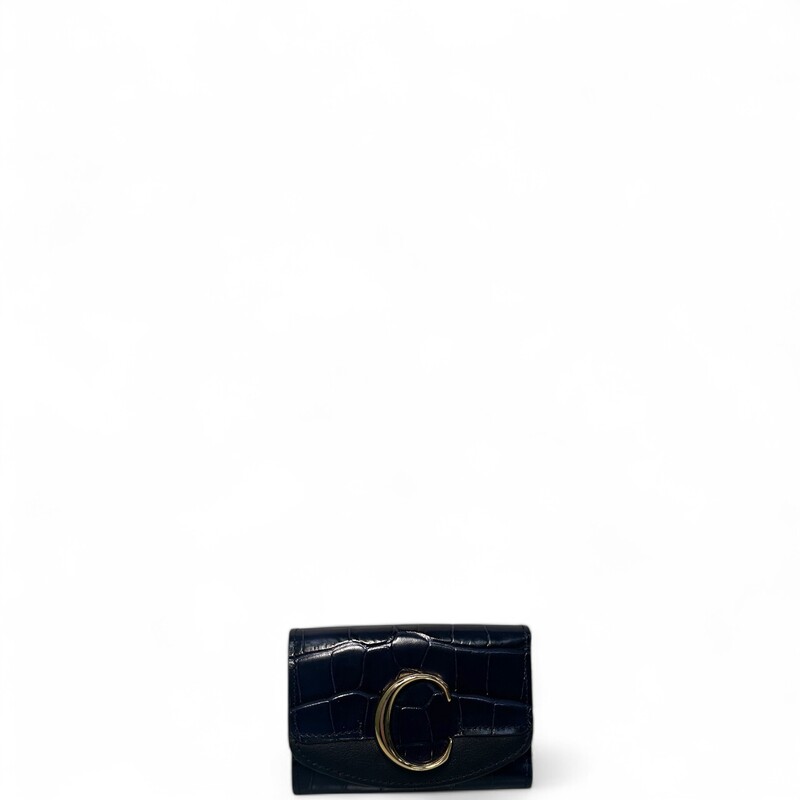 Chloe Croc Embossed Navy Wallet

Dimensions:
4Lx3H



Excellent condition. Some scratches on hardware



Does not come with the original dust bag or box.